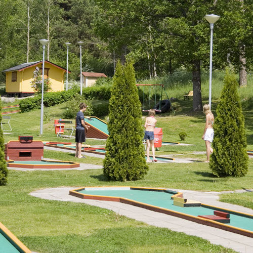 אסקילסטונה Vilsta Camping And Cottages מראה חיצוני תמונה